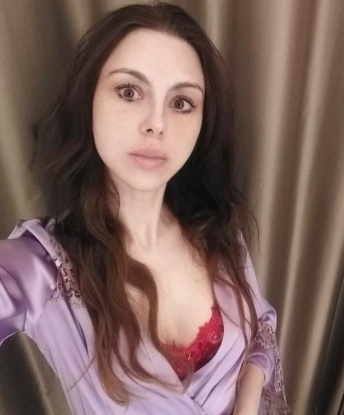 💋 Я знаю, как доставить тебе удовольствие и осуществить все твои желания. Обаятельная и сексуальная, я создам атмосферу релаксации и страсти. Мои услуги включают эротический массаж, игры в ролевые сценарии и многое другое. 🌟 Посмотри мои фото, чтобы ощутить всю мою красоту и соблазнительность. Все мои клиенты остаются довольными и возвращаются ко мне снова и снова. Так что не упусти возможность погрузиться в мир наслаждения вместе со мной. Жду тебя в Москве, чтобы подарить тебе незабываемые встречи. 🌇 Мария