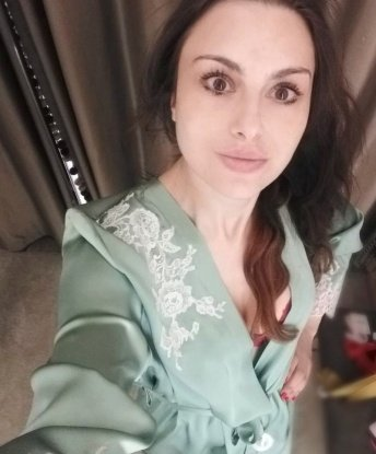 💋 Я знаю, как доставить тебе удовольствие и осуществить все твои желания. Обаятельная и сексуальная, я создам атмосферу релаксации и страсти. Мои услуги включают эротический массаж, игры в ролевые сценарии и многое другое. 🌟 Посмотри мои фото, чтобы ощутить всю мою красоту и соблазнительность. Все мои клиенты остаются довольными и возвращаются ко мне снова и снова. Так что не упусти возможность погрузиться в мир наслаждения вместе со мной. Жду тебя в Москве, чтобы подарить тебе незабываемые встречи. 🌇 Мария